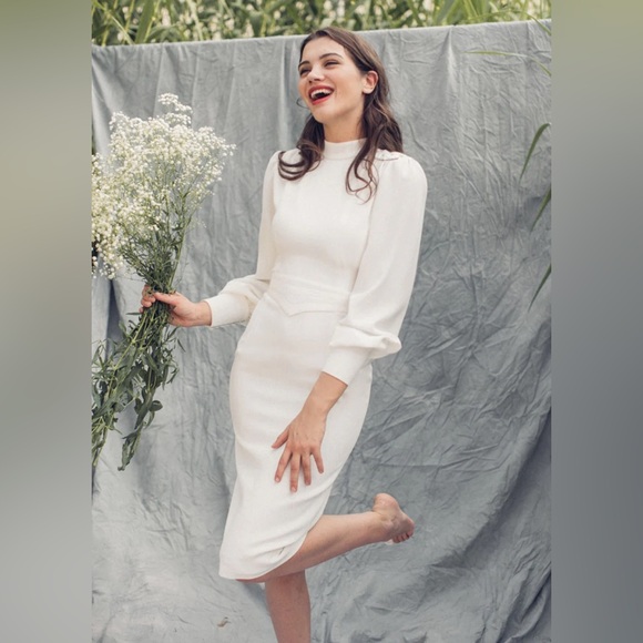 Cherubini Dina white-ivory small wedding dress midi with button accents. - Picture 2 of 8